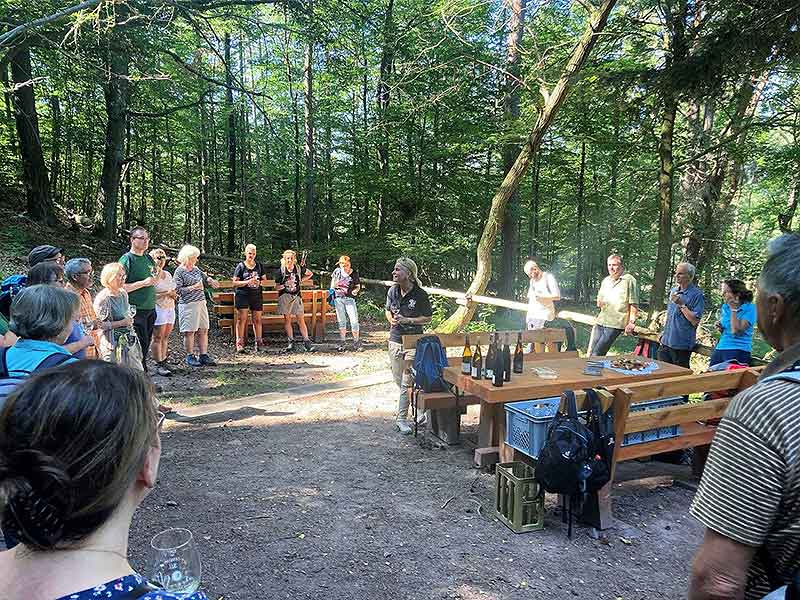 Weinprobe an der Kühungerquelle