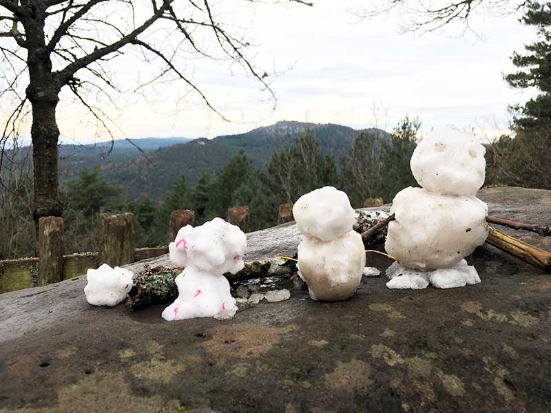 Am Ende blieben vier Schneemännchen.